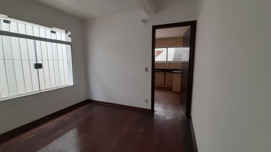 Sobrado para venda tem 145 metros quadrados com 3 quartos - Jardim Bonfiglioli