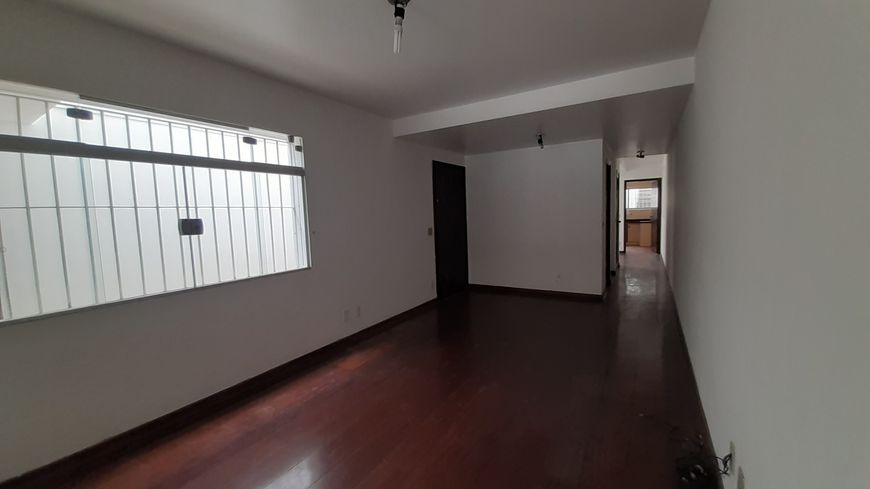 Sobrado para venda tem 145 metros quadrados com 3 quartos - Jardim Bonfiglioli