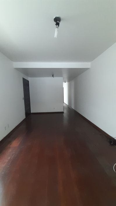 Sobrado para venda tem 145 metros quadrados com 3 quartos - Jardim Bonfiglioli