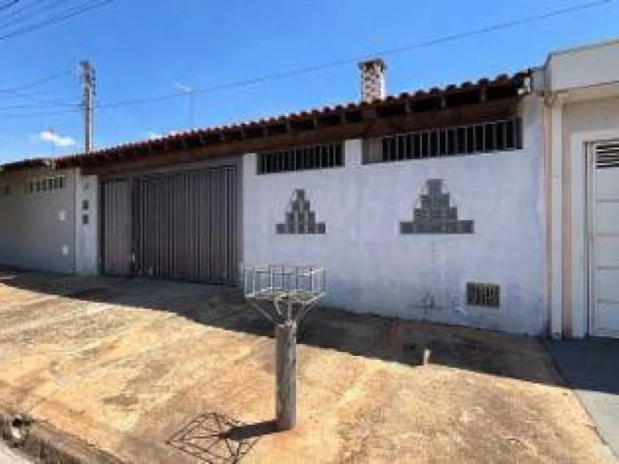 Casa 159 m² - Conjunto Habitacional Margarida Raymundo Berchieri - Jaboticabal - SP