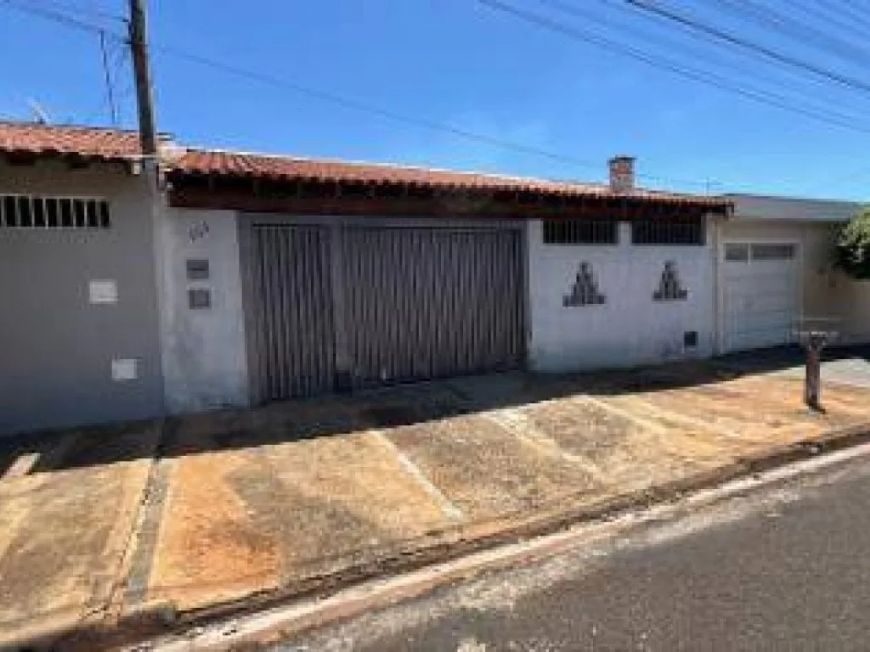 Casa 159 m² - Conjunto Habitacional Margarida Raymundo Berchieri - Jaboticabal - SP