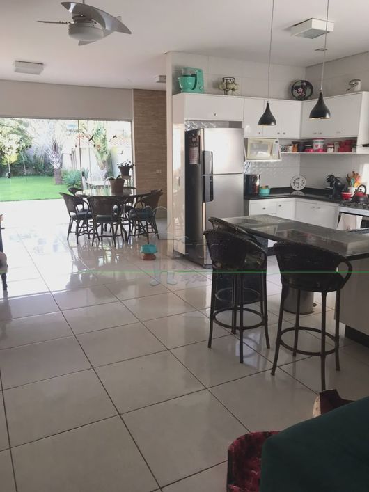 Casa de 179m² com 02 quartos para venda e locação - Recanto do Barreiro
