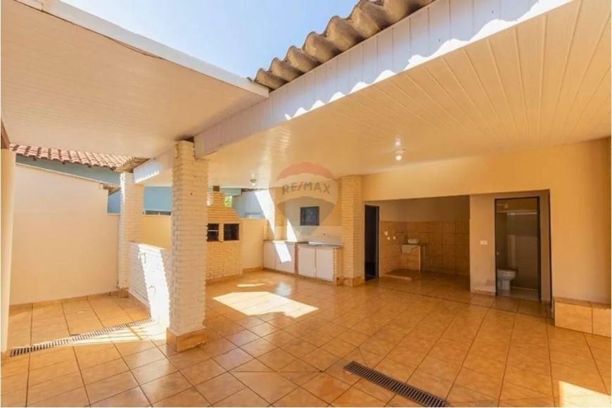 Casa a Venda 3 quartos Área de Lazer Jaboticabal R$ 355.000
