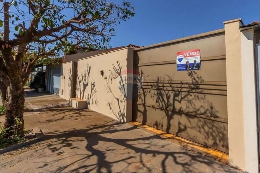 Casa a Venda 3 quartos Área de Lazer Jaboticabal R$ 355.000