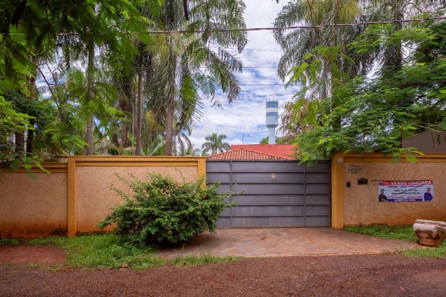 Casa tipo para venda com 4 quartos, sendo 2 suítes, 348m²