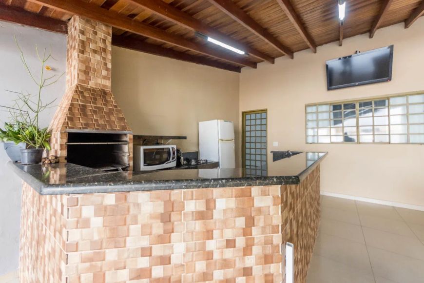 Casa tipo para venda com 2 quartos, 161m²