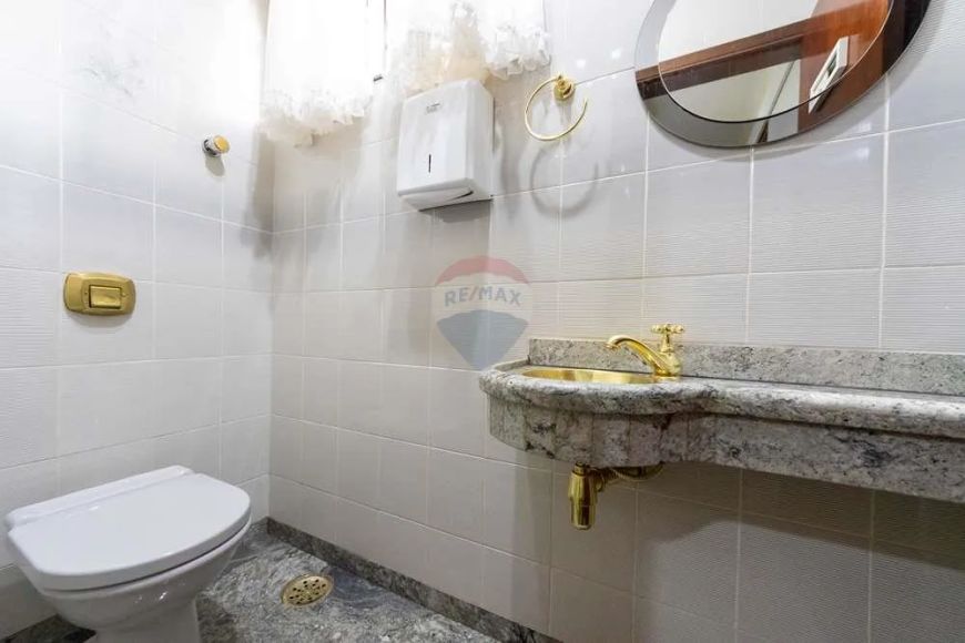 Casa a venda com 4 quartos sendo 4 suítes no Centro de Jaboticabal
