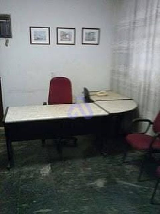 Casa Comercial à Venda, com 299 m², por R$ 1.000.000 - Jaboticabal - Centro.