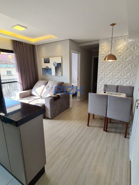 2 DORMITORIOS COM 1SUITE E 1 GARAGEM.