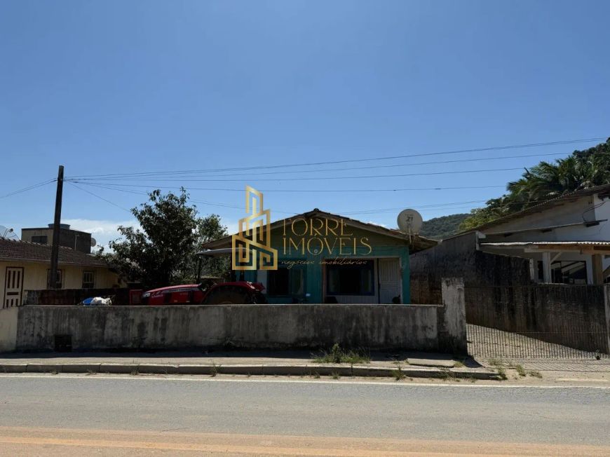 CASA RESIDENCIAL em NAVEGANTES - SC, PEDREIRAS