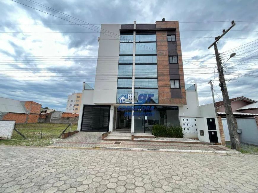 Apartamento com 2 dormitórios à venda, 64 m² por R$ 490.000,00 - Gravatá - Navegantes/SC