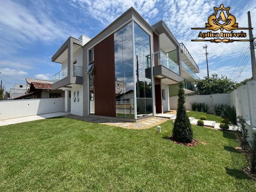 Casa moderna e bem planejada no Gravatá