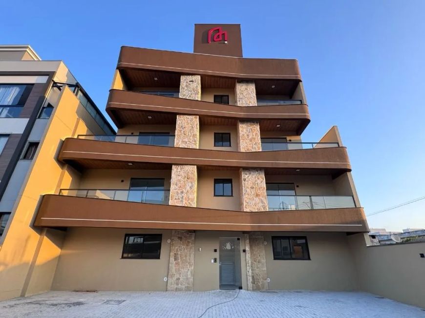 Apartamento com 1 suíte e 1 dormitório à venda, 58 m² por R$ 420.000 no Centro em Navegantes/SC