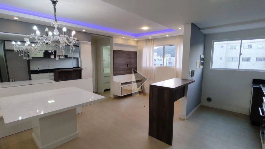 Apartamento com 2 dormitórios à venda, 80 m² por R$ 380.000 - Gravatá - Navegantes/SC