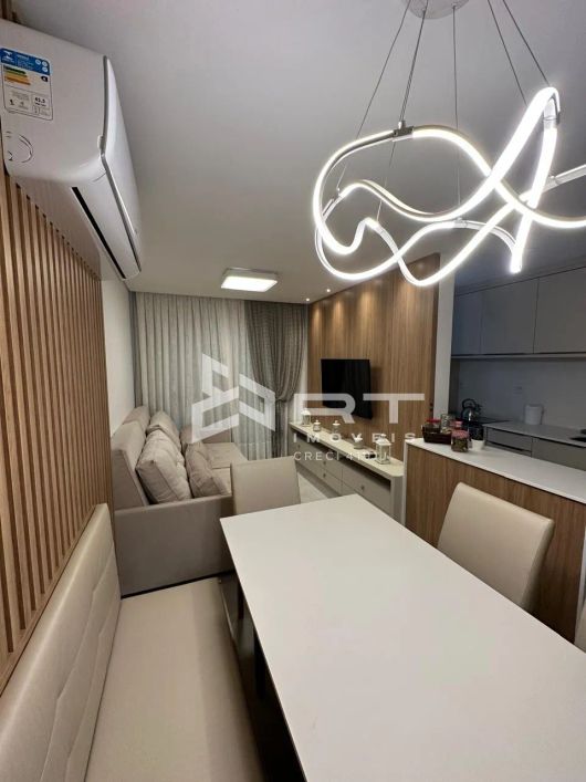 APARTAMENTO MOBILIADO VISTA MAR À VENDA COM 2 SUITES!