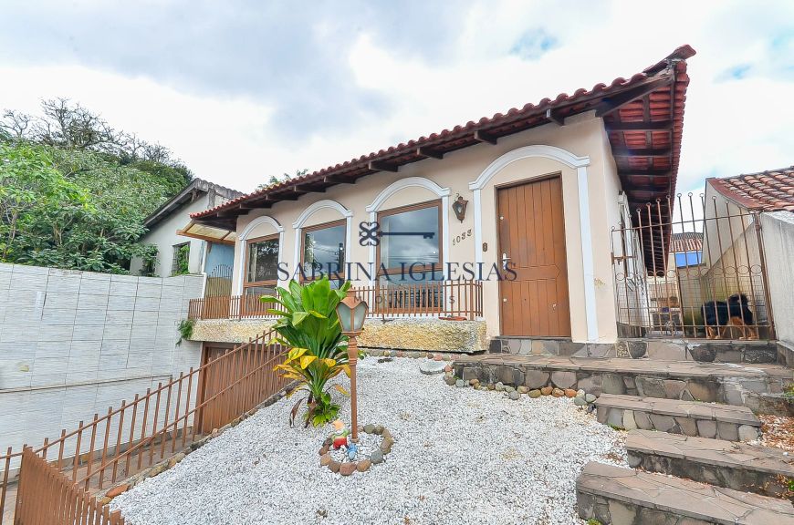 Casa Comercial à Venda no Santa Quitéria em Curitiba