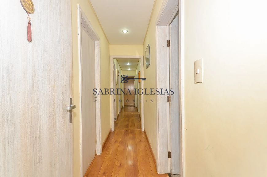 Casa Comercial à Venda no Santa Quitéria em Curitiba