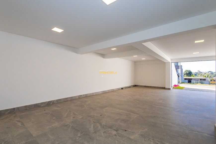 Casa Condomínio reserva Bonvini - 3 suítes 5 vagas 350m² privativos com Quintal