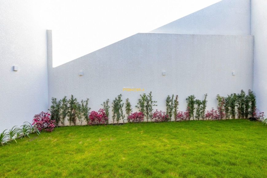 Casa Condomínio reserva Bonvini - 3 suítes 5 vagas 350m² privativos com Quintal