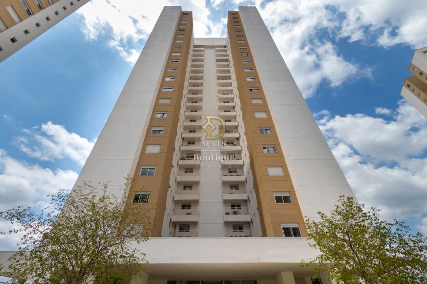 APARTAMENTO SEMIMOBILIADO COM 2 QUARTOS NO PARQUE ECOVILLE, COM VISTA LIVRE
