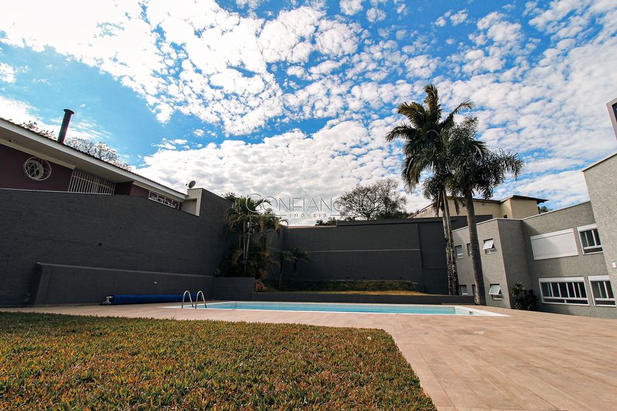 Casa 4 Quartos com Suítes à Venda no bairro Mercês em Curitiba/PR - Confiancce Imóveis