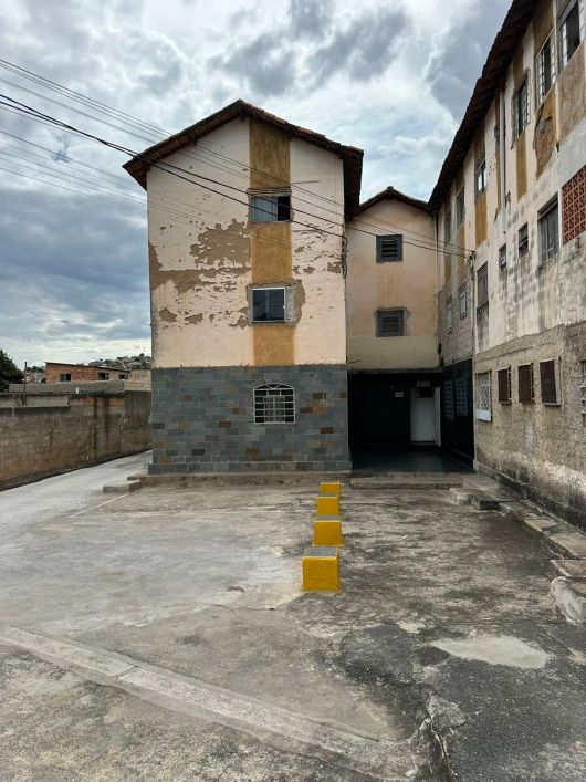 Apartamento 3 Quartos na Av. Amália, Palmital