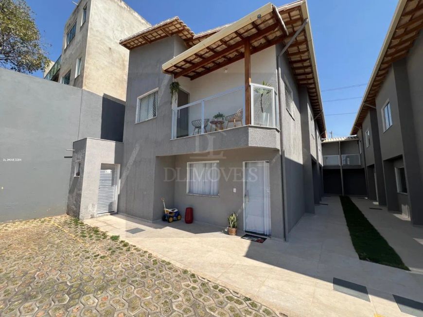 CASA COM 2QUARTOS 1SUITE 1VAGA A VENDA,60M² POR R$ 300.000