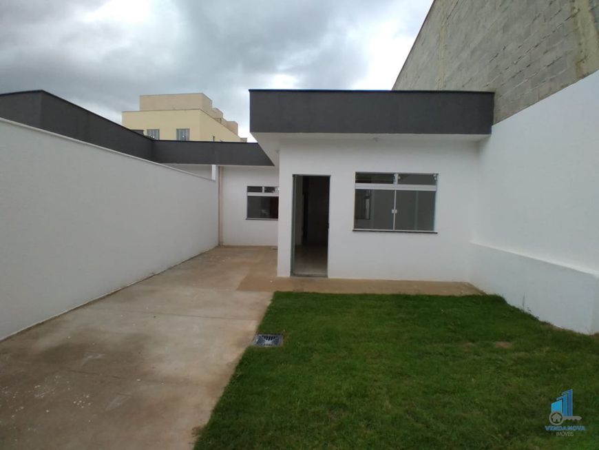 Casa Geminada Novo Centro Santa Luzia