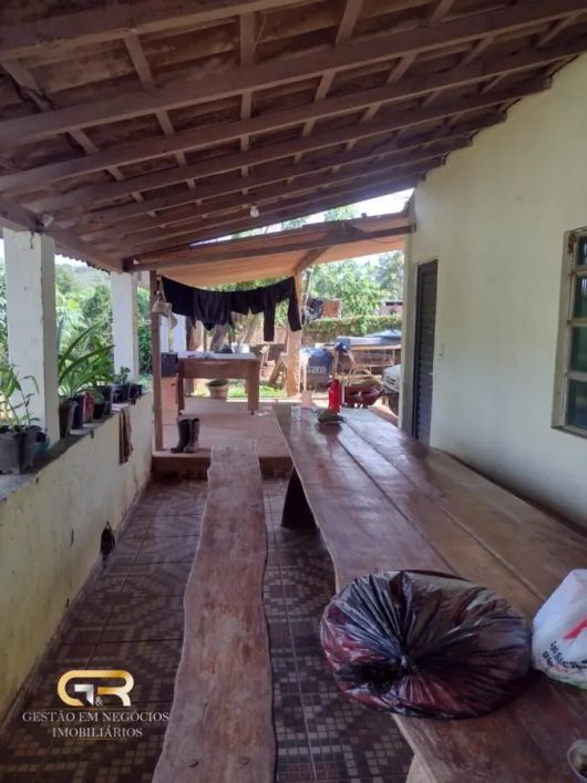 Casa para Venda em Santa Luzia, Boa Esperança, 3 dormitórios, 2 banheiros, 2 vagas