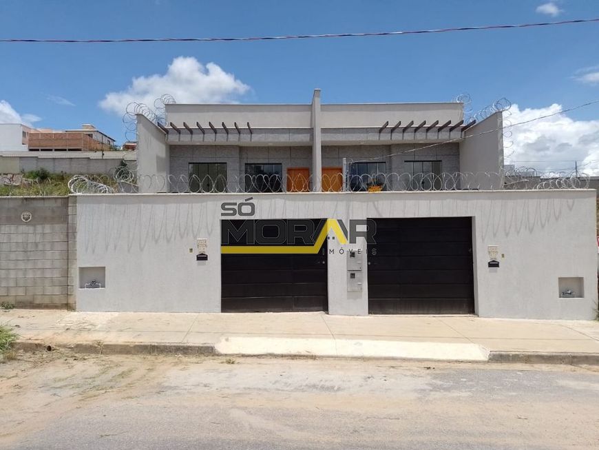Casa para Venda em Santa Luzia / MG no bairro Novo Centro