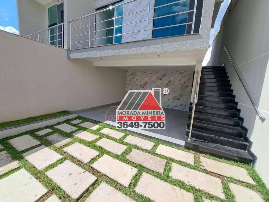 Casa com 3 dormitórios à venda, 110 m² por R$ 680.000,00 - Novo Centro - Santa Luzia/MG