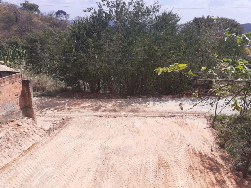 LOTE BARATO e REGISTRADO em Sta. LUZIA