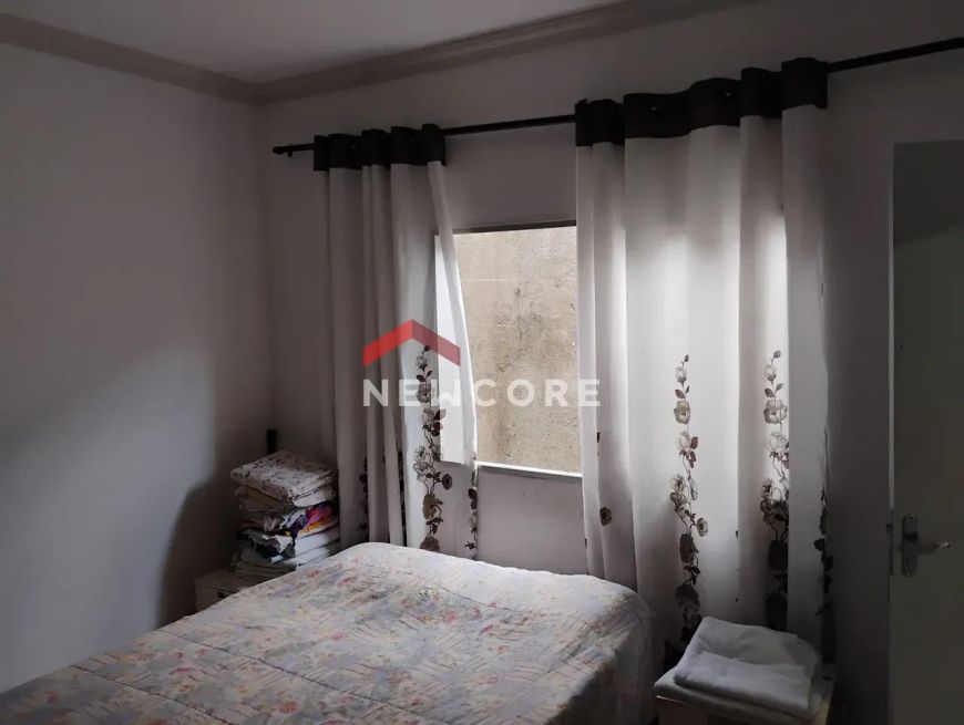 Casa em Rua Zilda Ferreira de Pinho - Maria Antonieta Mello Azevedo (São Benedito) - Santa Luzia/MG