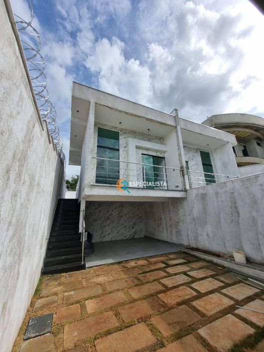 Casa com 3 dormitórios à venda, 115 m² por R$ 650.000,00 - Novo Centro - Santa Luzia/MG