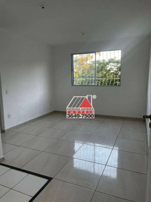 Apartamento com 2 dormitórios à venda, 44 m² por R$ 160.000,00 - Chácaras Santa Inês - Santa Luzia/M