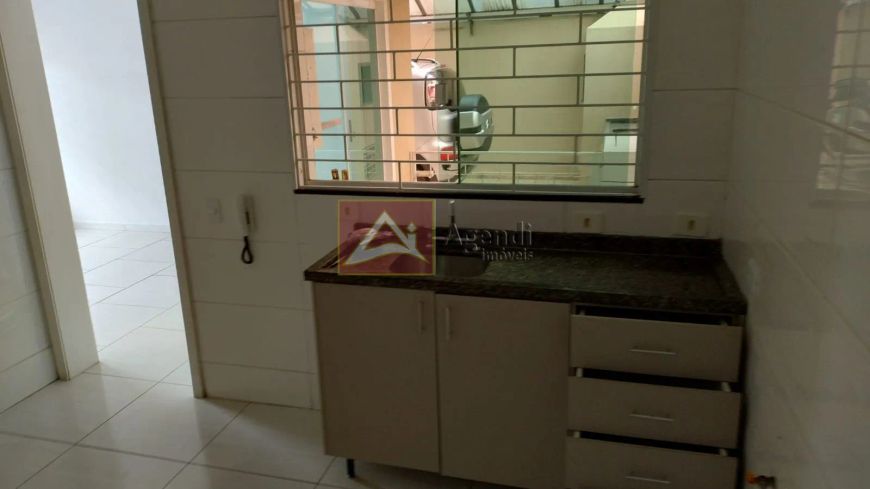 SOBRADO EM CONDOMÍNIO - BAIRRO HAUER - R$ 450.000,00