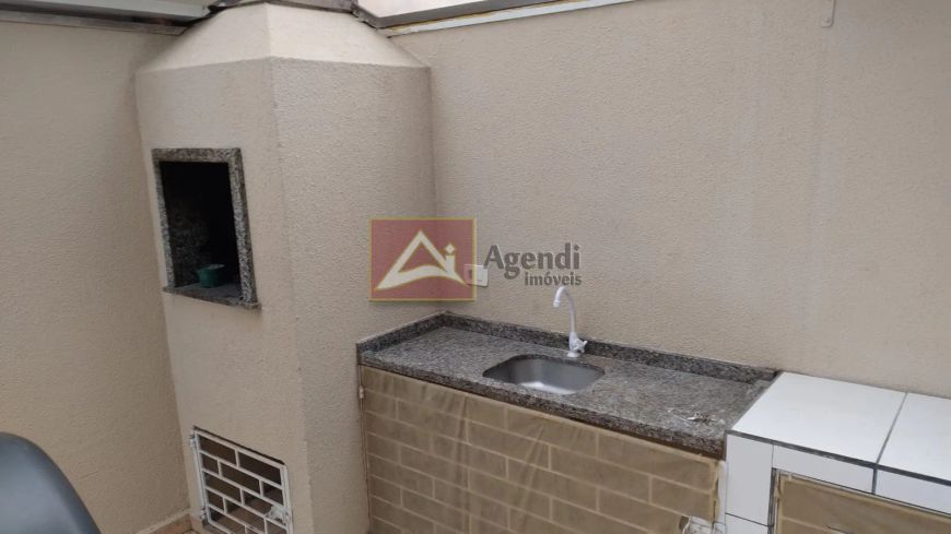 SOBRADO EM CONDOMÍNIO - BAIRRO HAUER - R$ 450.000,00