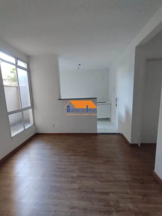 apartamento 2 quartos com area privativa externa Bairro Granja Pousada Del rey em santa Luzia