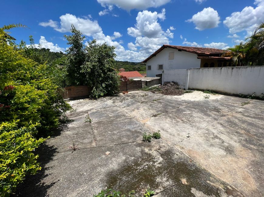 Lote/Terreno para venda tem 400 metros quadrados em Moreira - Santa Luzia - MG