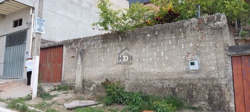 Lote c/ Barracão