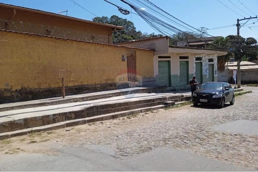"Encontre Sua Casa Perfeita em Santa Luzia!"