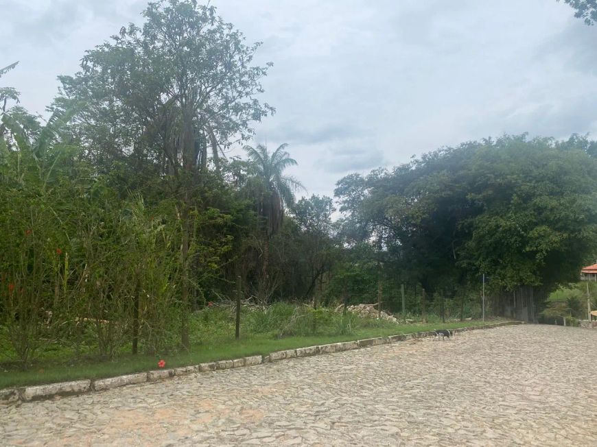 Lote condomínio fechado 1.500 m2 - Condomínio Bela Vista - Córrego Frio - Santa Luzia