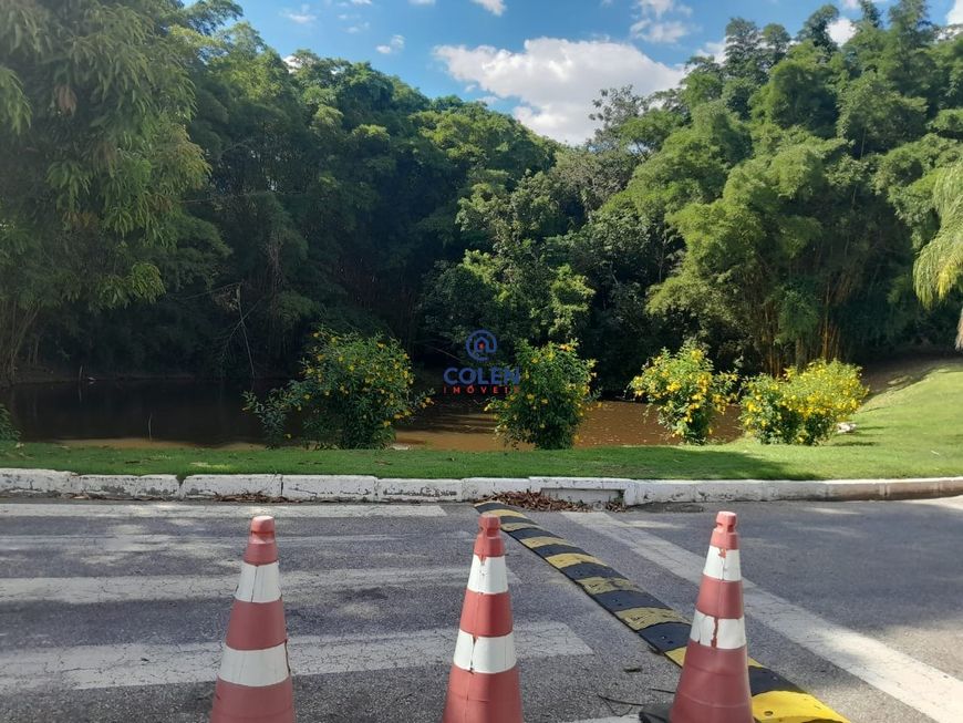 Lote à venda com 424,56 m² em Santa Luzia
