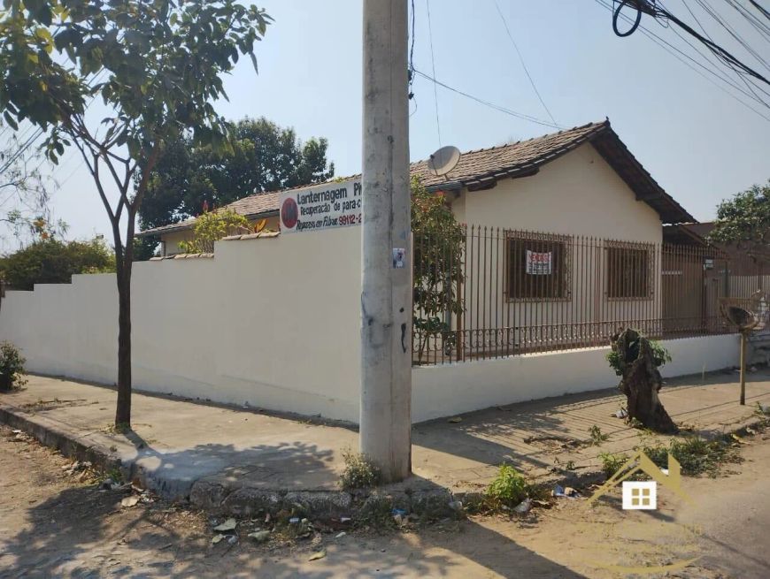 Casa de Alvenaria de esquina - Adeodato