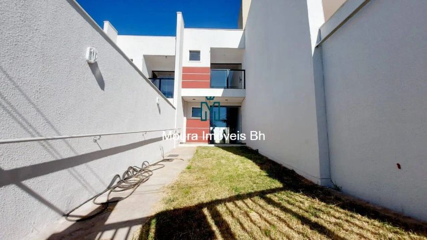 Casa com 3 quartos a venda no novo centro em Santa Luzia