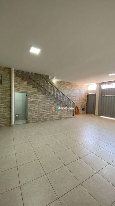 Casa 4 quartos, 329 m² R$ 800.000 - Duquesa I - Santa Luzia/MG
