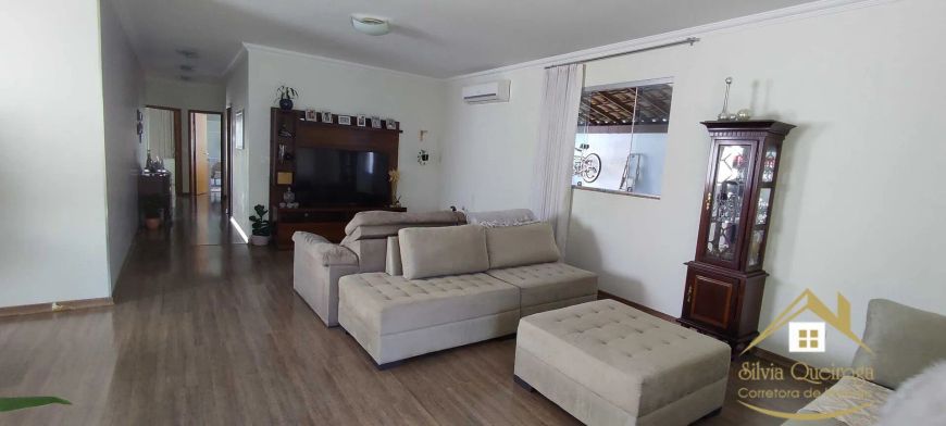 Casa à venda no bairro Boa Esperança - Santa Luzia/MG