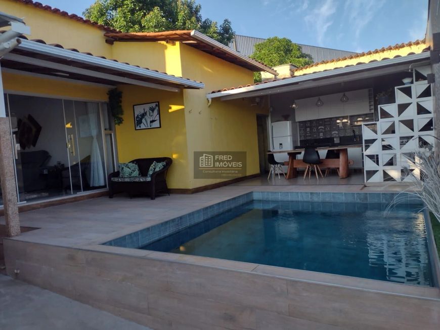 Casa com Piscina 3 quartos 2 suíte closet 4 vagas São Benedito Santa Luzia