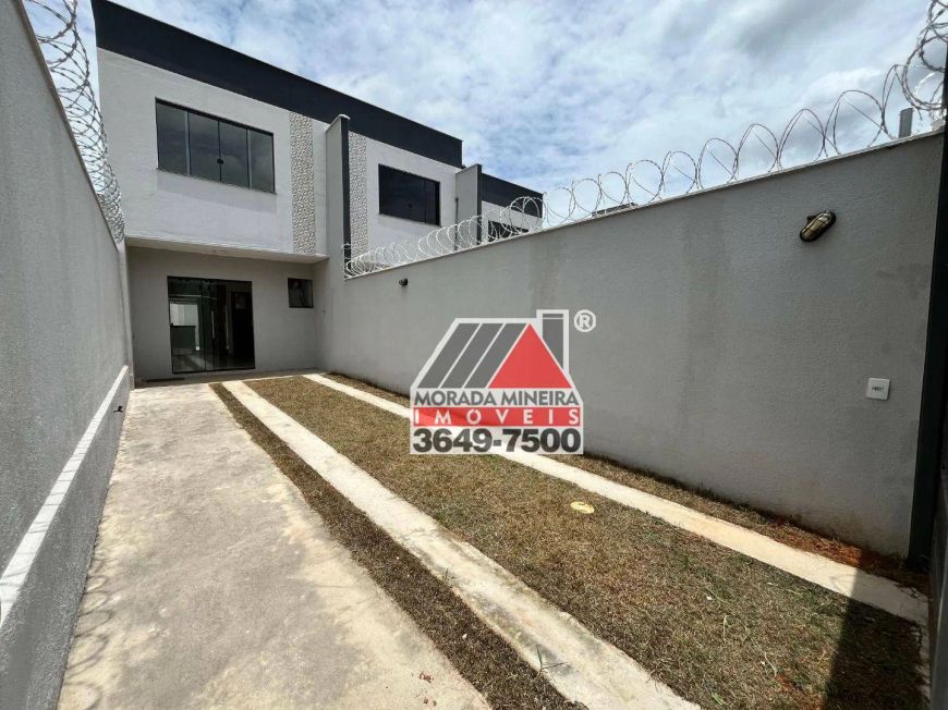 Casa com 2 dormitórios à venda, 195 m² por R$ 380.000,00 - Novo Centro - Santa Luzia/MG