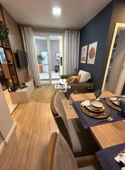 Imóvel para venda tem 45 metros quadrados com 2 quartos em Prado Velho - Curitiba - PR